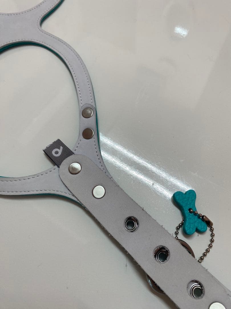 SU　バディーベルトロビンズエッグブルーレザーハーネス 6号