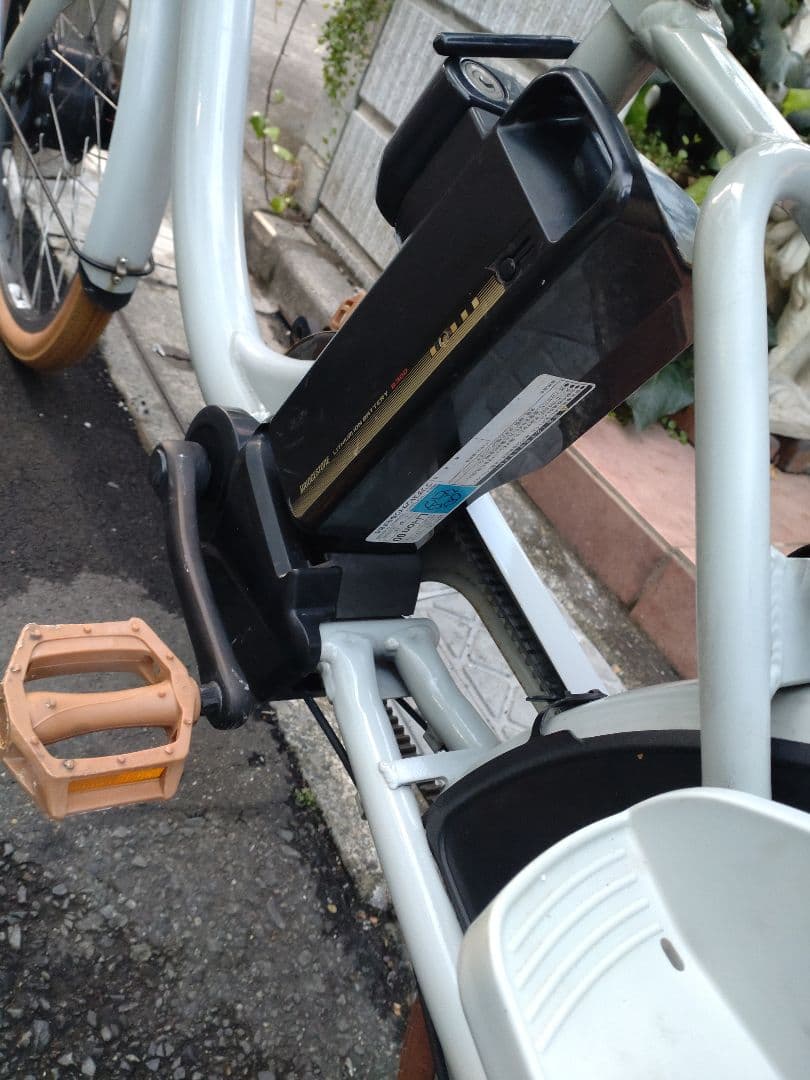 配送可★直接引渡可★カスタム【ビッケモブ】電動アシスト自転車★子供乗★バッテリー