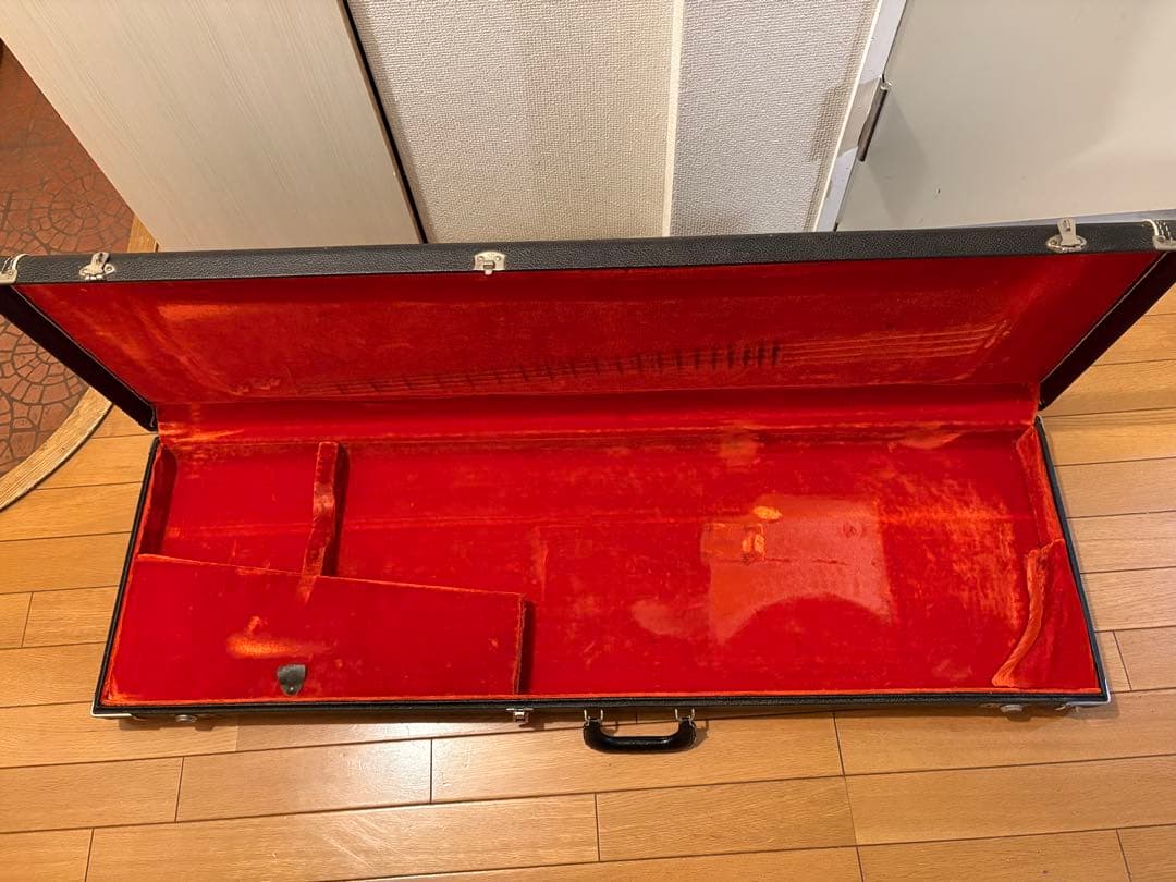 60〜70年代フェンダージャズベプレベ用ブラックトーレックスケース　Fender