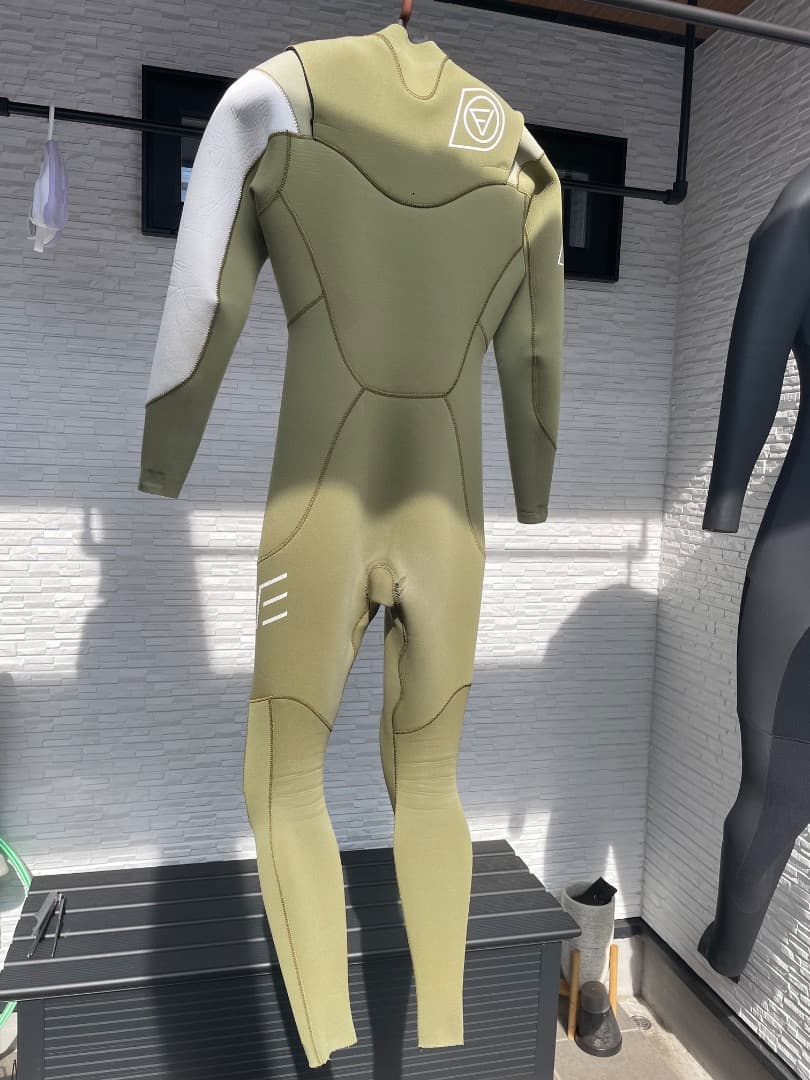 （期間限定割引）DOVE　3㎜　フルスーツ　ジャーフル　ウェットスーツ