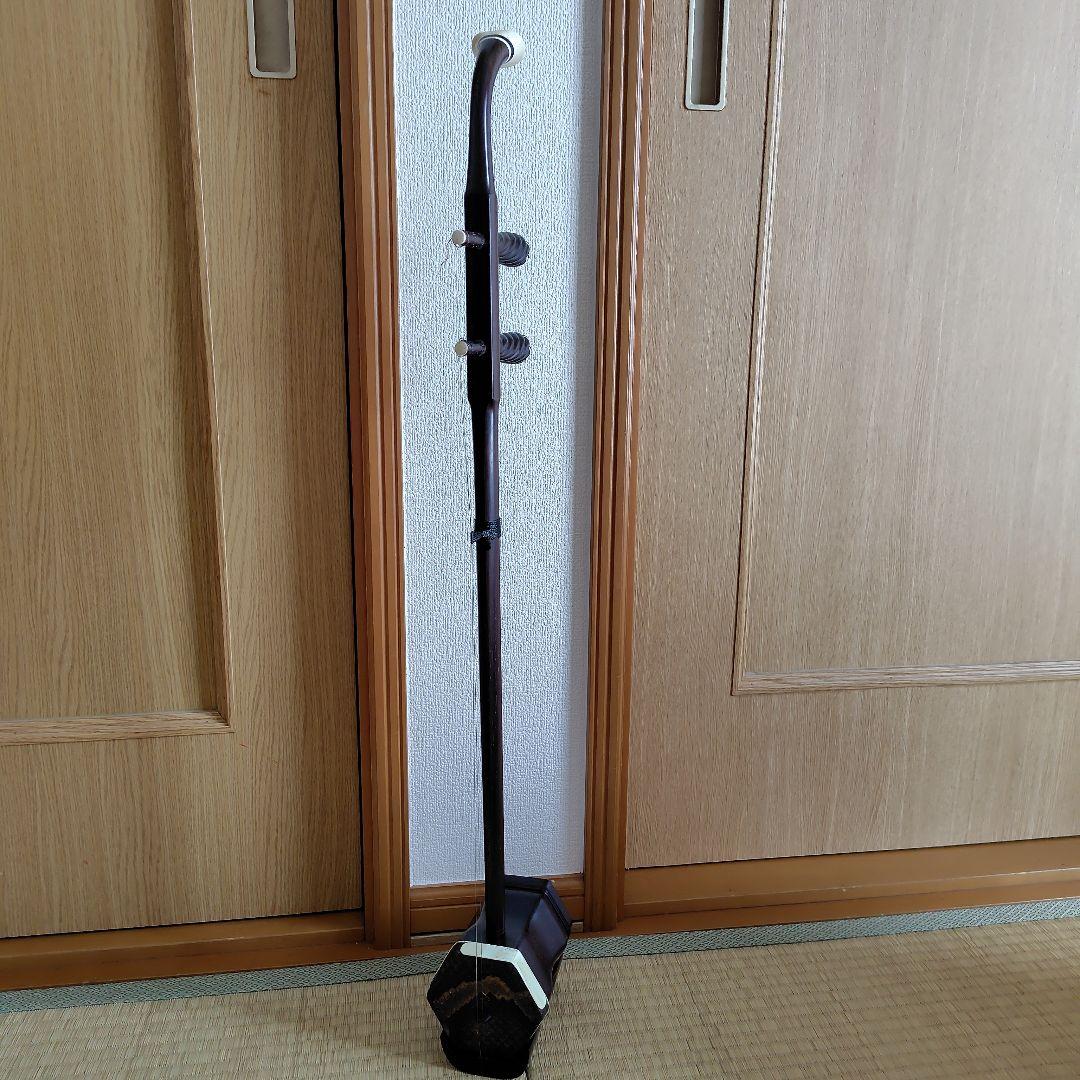 二胡　８点セット（ 弓２本、弦、駒、 千斤糸、整調笛、松脂、ケース付き）