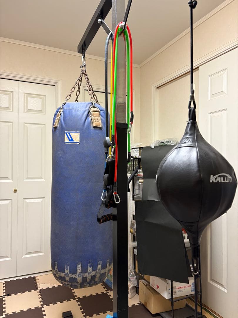 サンドバッグスタンド　サンドバッグ(ウィニング)パンチングボール