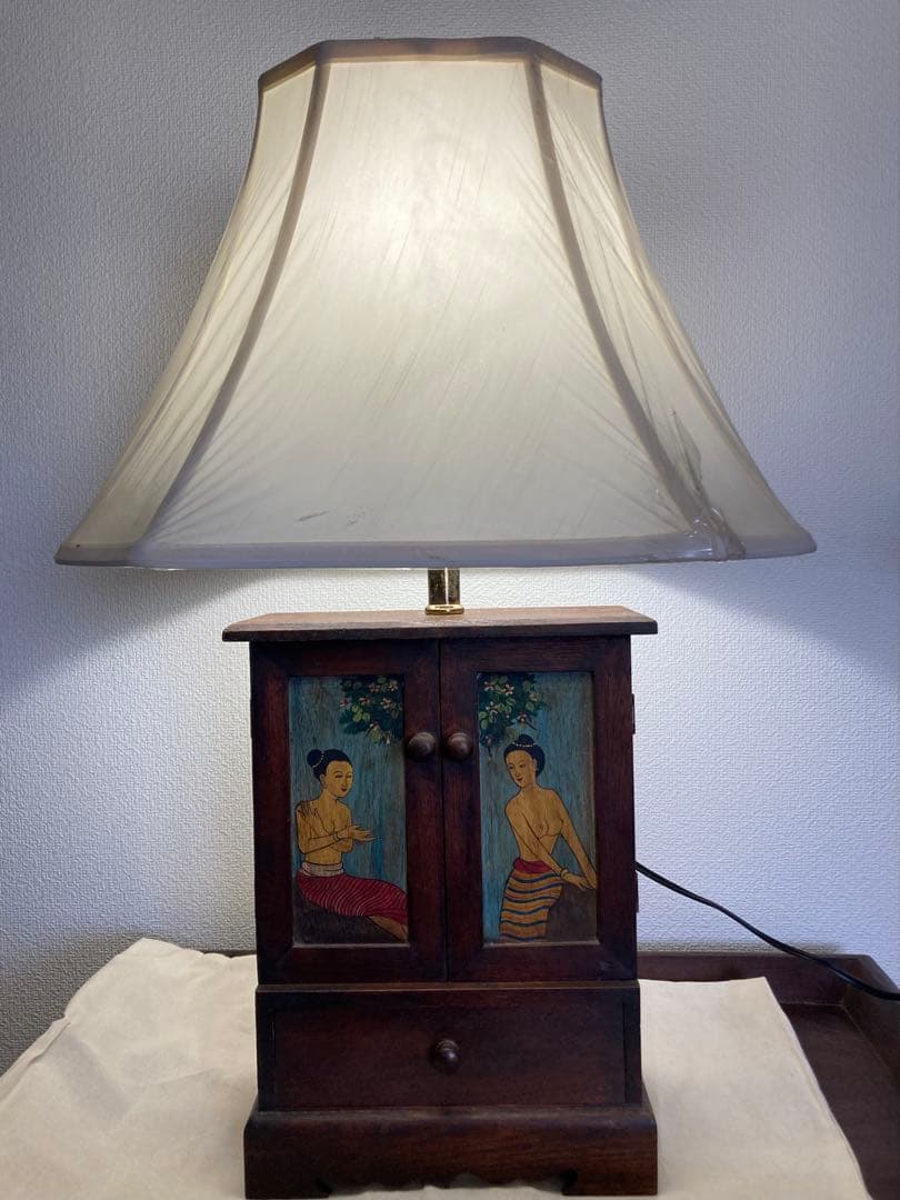最終価格　未使用　アジアンエスニック素敵♪タイ工芸キャビネット付テーブルランプ