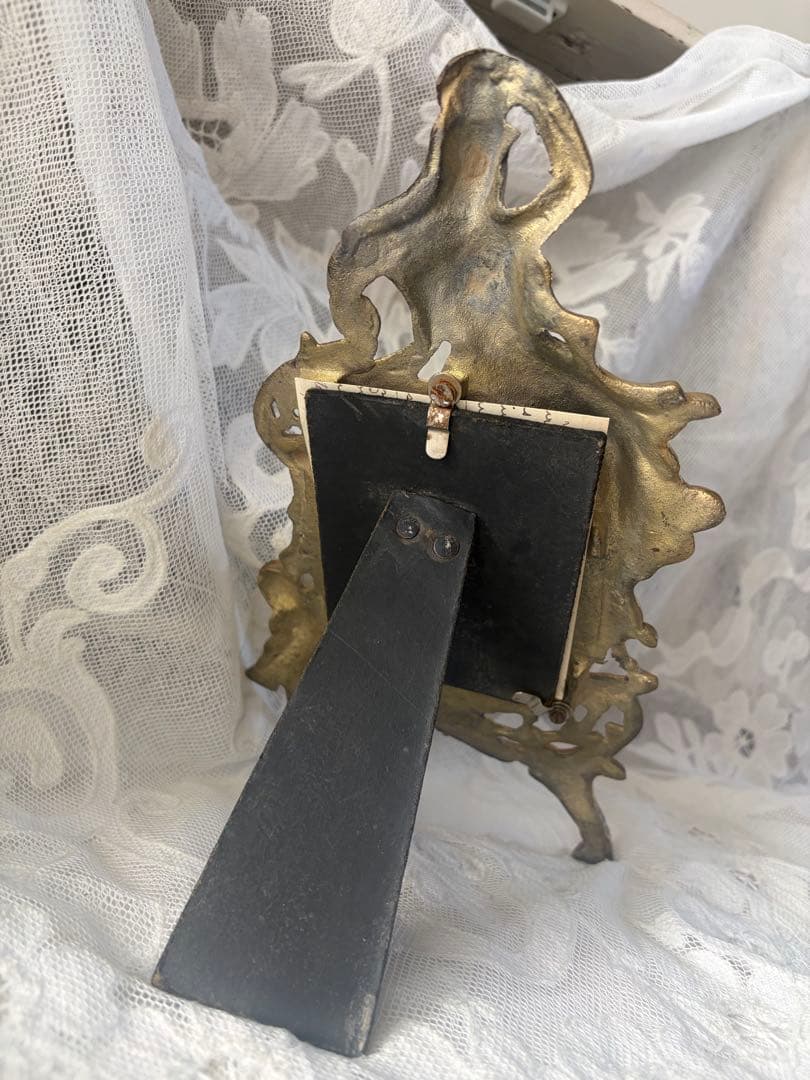 フランスアンティーク フォトスタンド 真鍮 エンジェル フレーム 写真立て 額