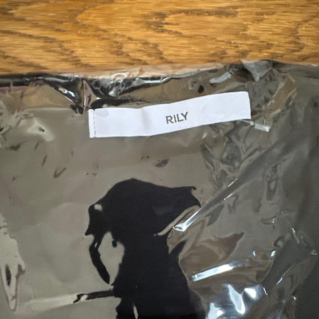 RILY ブラック Tシャツ Lサイズ