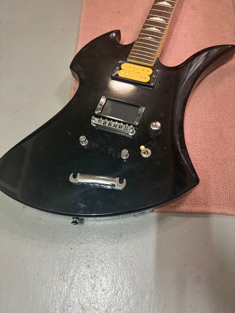 メーカー不明 モッキンバード タイプ エレキギター ジャンク