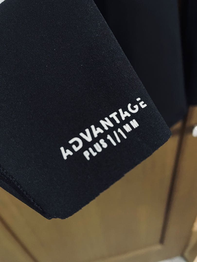 Hurley 長袖タッパー Lサイズ ブラック