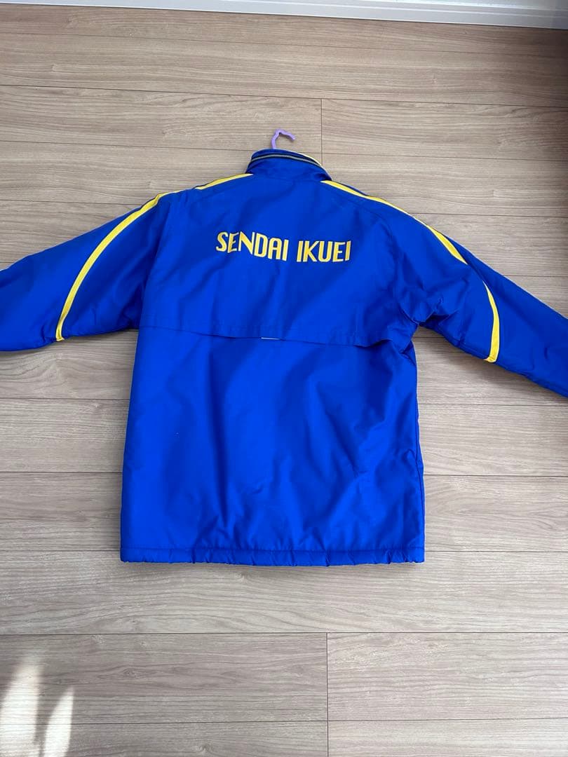 仙台育英陸上部 ベンチコート