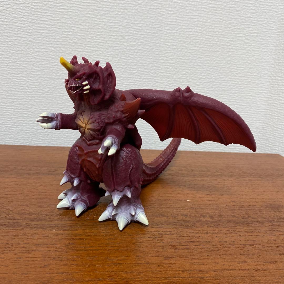 ムービーモンスター　ゴジラ　フィギュア 人形　ソフビ　デストロイア　ビオランテ