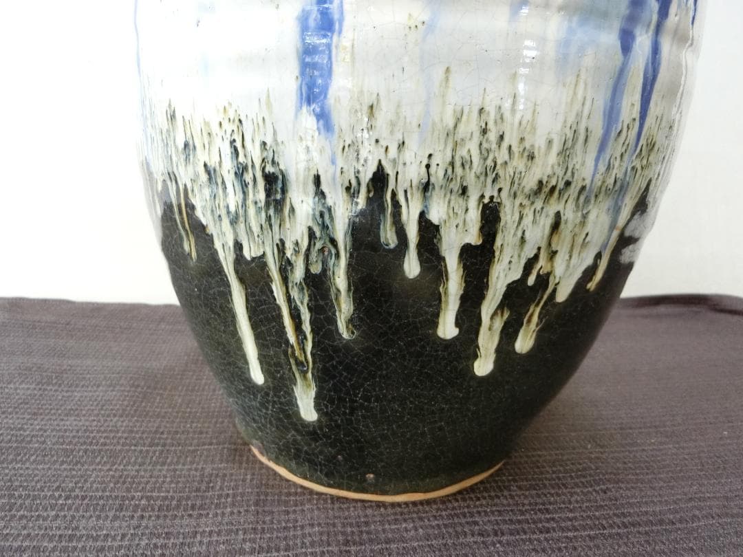 インテリア！ 【壺　流れ釉見事 　会津本郷　緑青白景色　骨董・K17】★見栄え