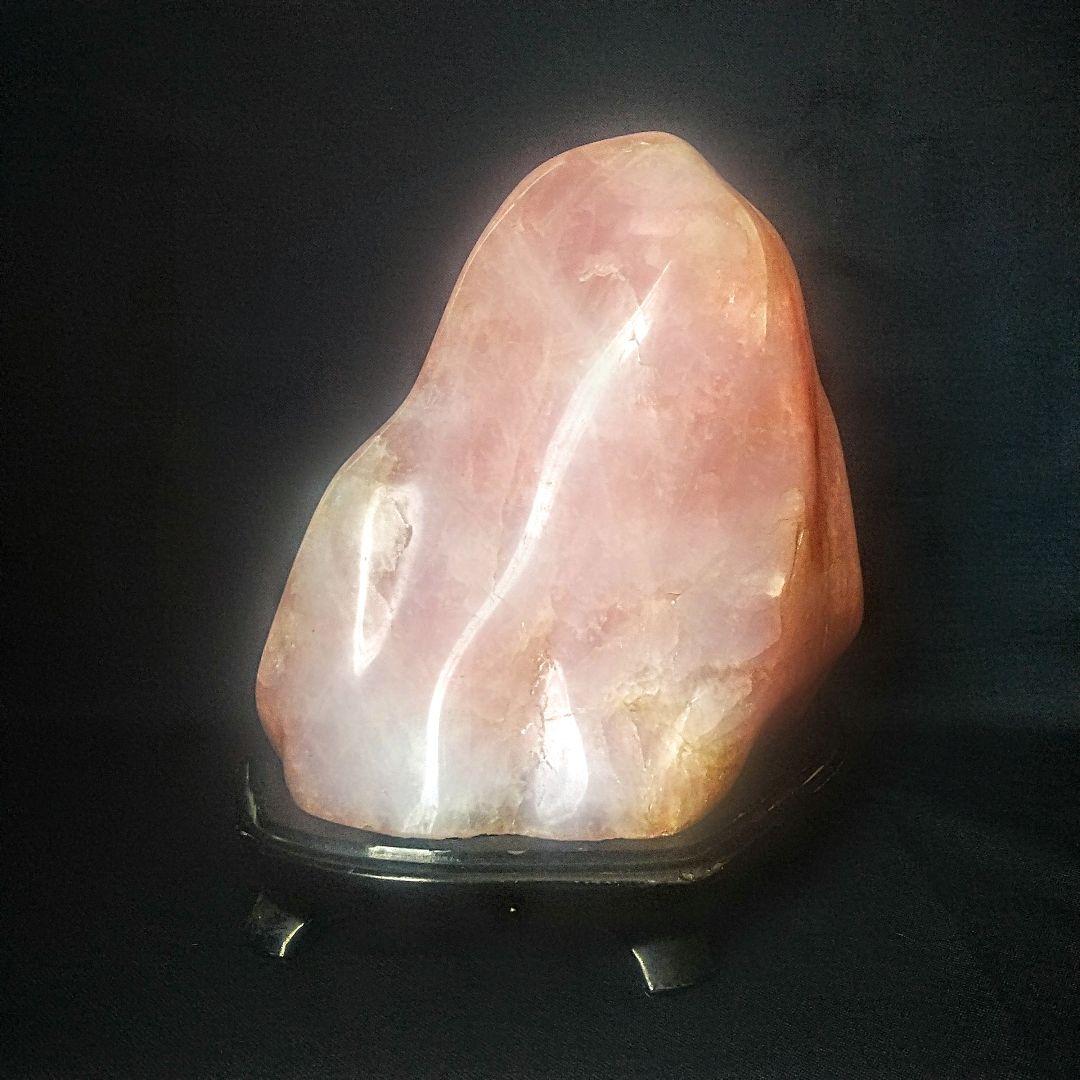 【美石 12.6kg】ローズクォーツ ピンク水晶 鑑賞石 天然石 台座付き