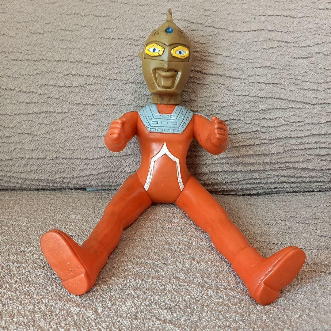 ウルトラセブンブルマアクソフビ