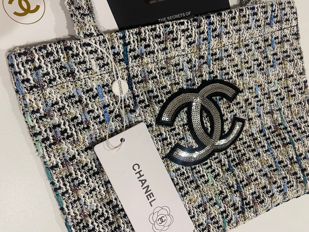 m*1様 CHANEL シャネルノベルティ　トートバッグ　ハンドバッグ　ブルーラ