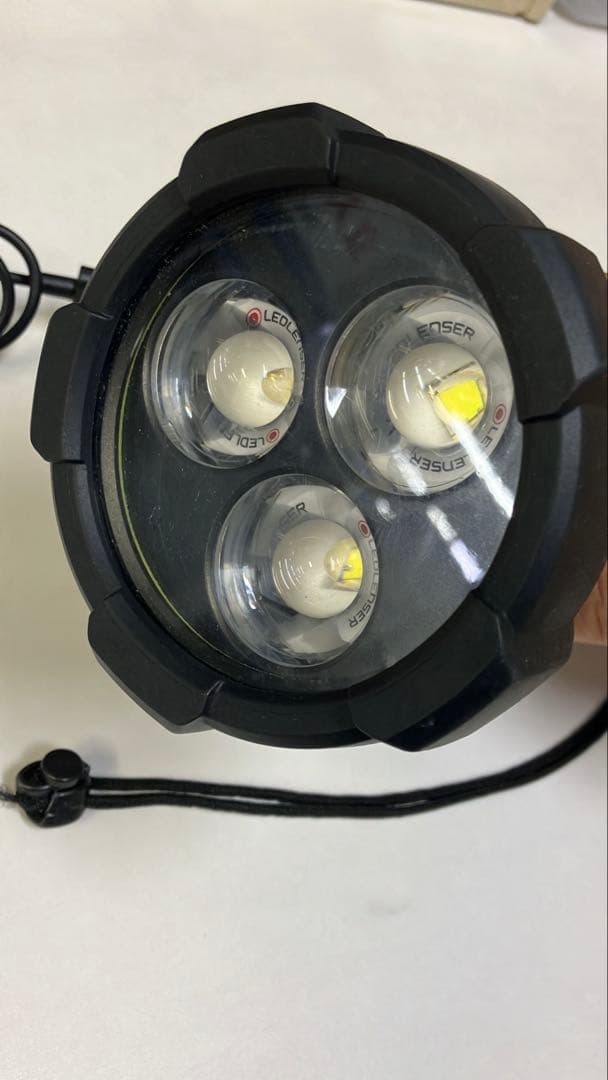 LEDLENSER P18R Work 懐中電灯 充電器付き