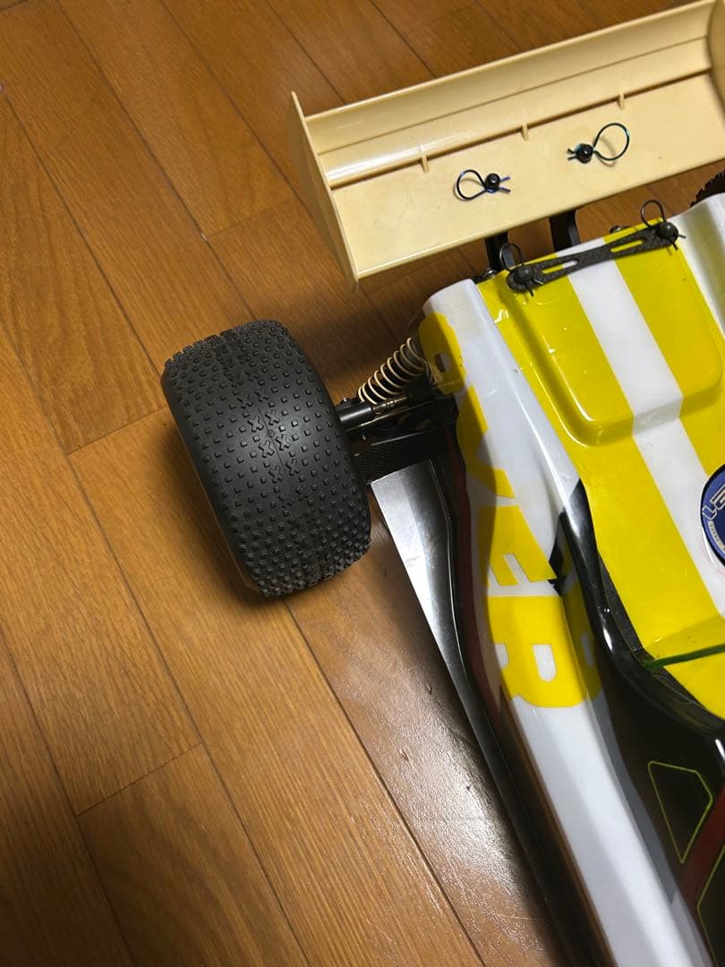 希少京商1/8インファーノ/OS21エンジン、サーボ2個、受信機付き