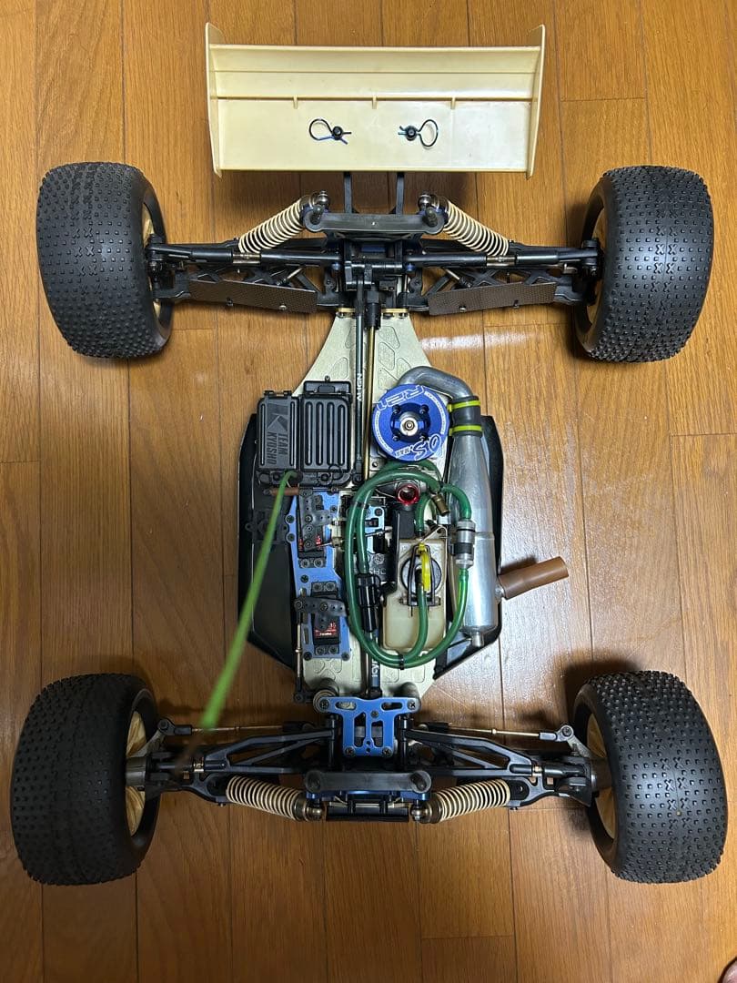 希少京商1/8インファーノ/OS21エンジン、サーボ2個、受信機付き