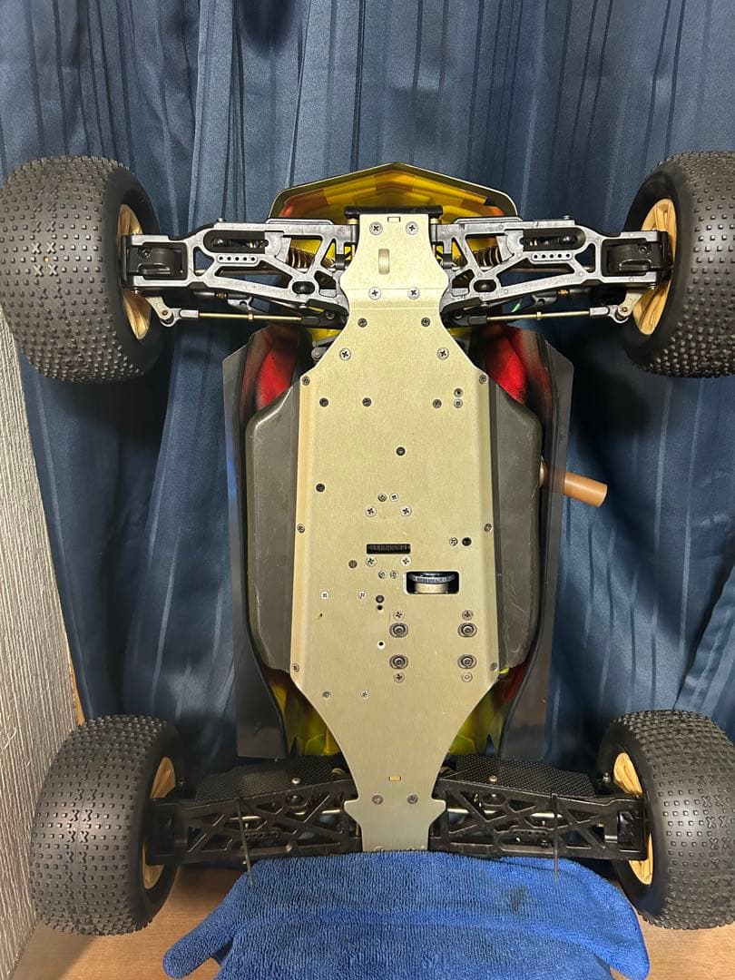 希少京商1/8インファーノ/OS21エンジン、サーボ2個、受信機付き