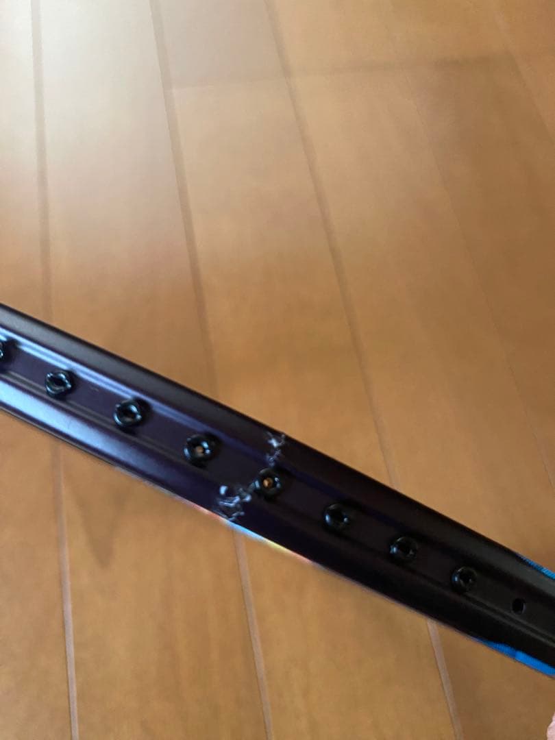 YONEX NANOFLARE 700 PRO バドミントンラケット　ヒビあり