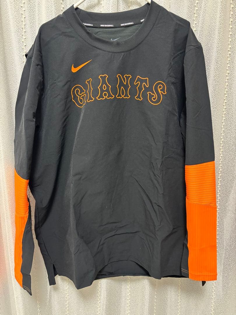 NIKE GIANTS 長袖トレーニングウェア　Lサイズ【最終値下げ】