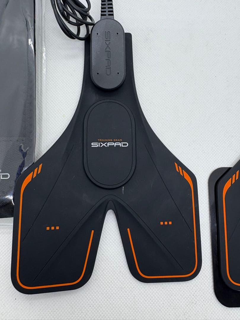 【美品】チェストフィット 正規品　シックスパッド SIXPAD