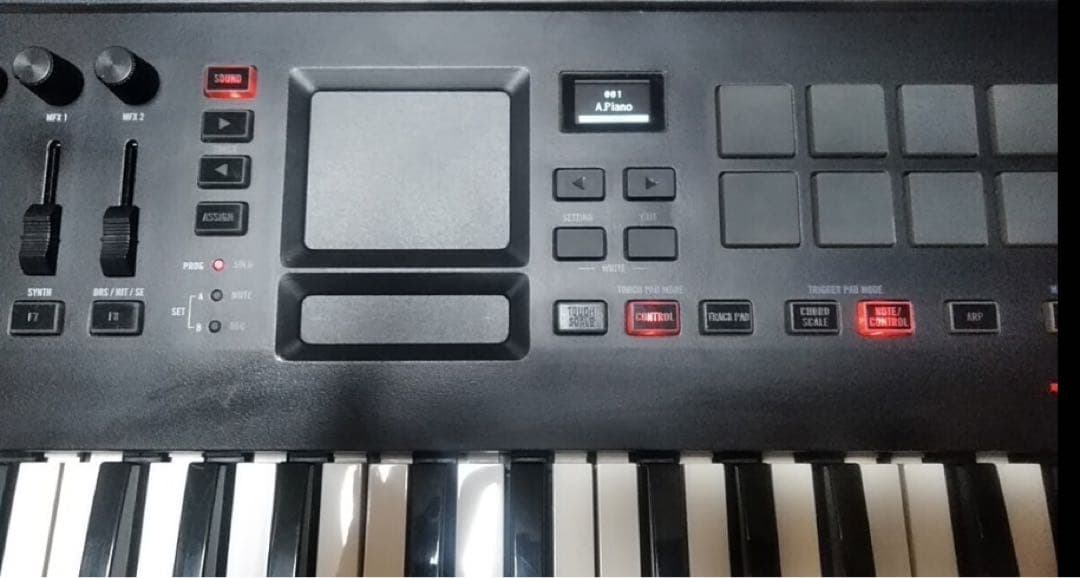 Korg TRITON triton taktile 46鍵　シンセサイザー