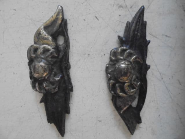 AKa7071　珍品　日本刀　古い目貫　兜　つくし　蟹？　３セット刀装具　当時物