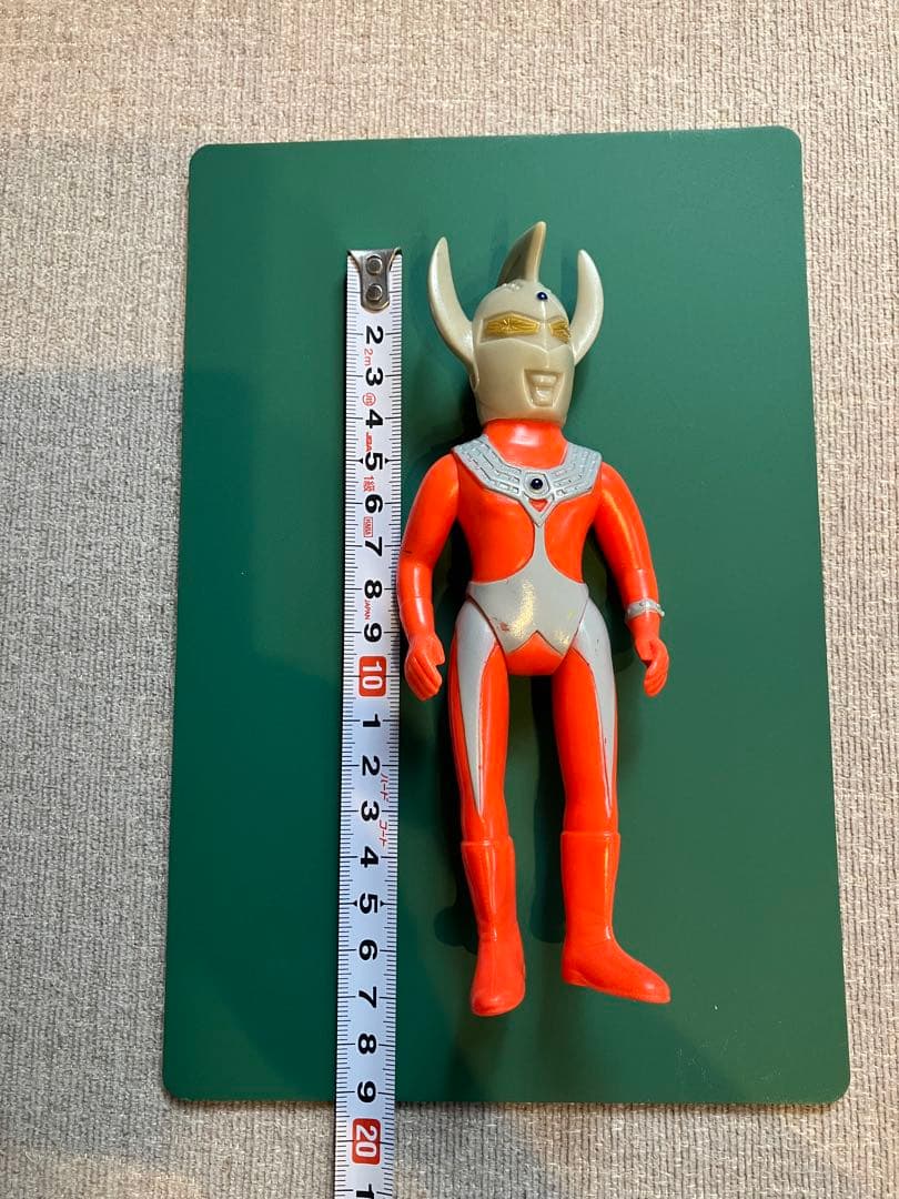 昭和レトロ　ウルトラマンタロウ　ソフビ