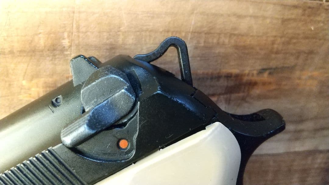 東京マルイ　ベレッタ９２Ｆ　外装　ファースト　カスタム　内部ノーマル