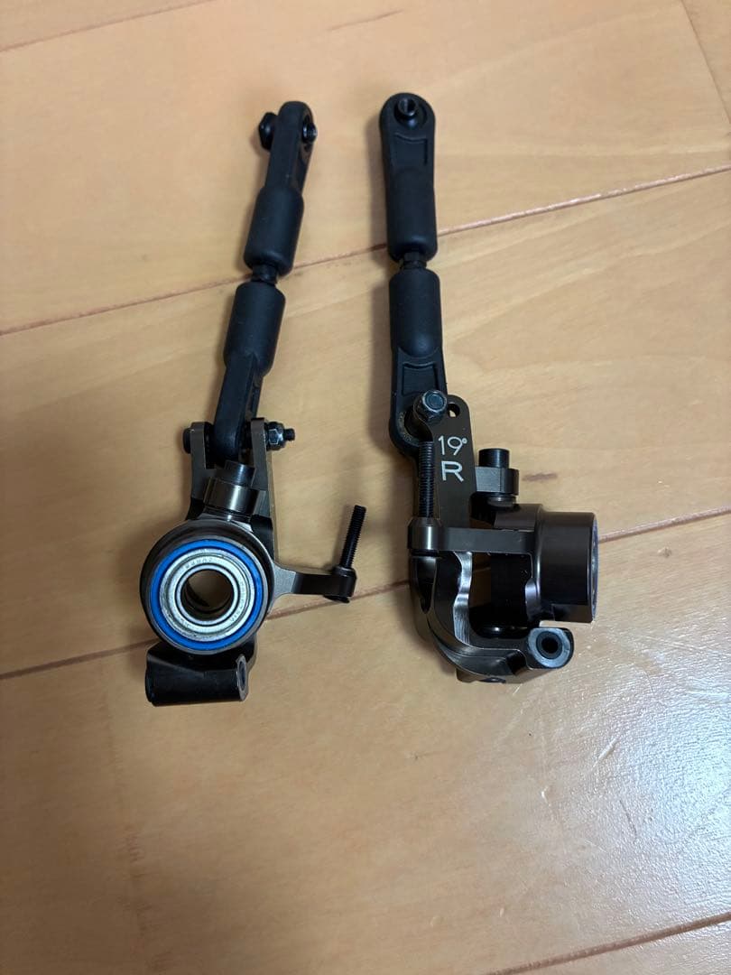 京商　mp10 if631 IFW461c ナックル、フロントハブ セット美品