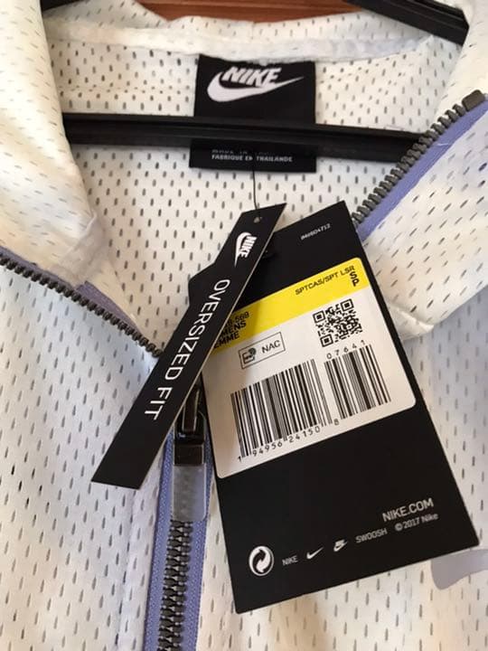 NIKE ナイキ パーカー　レディース　US-Sサイズ　新品