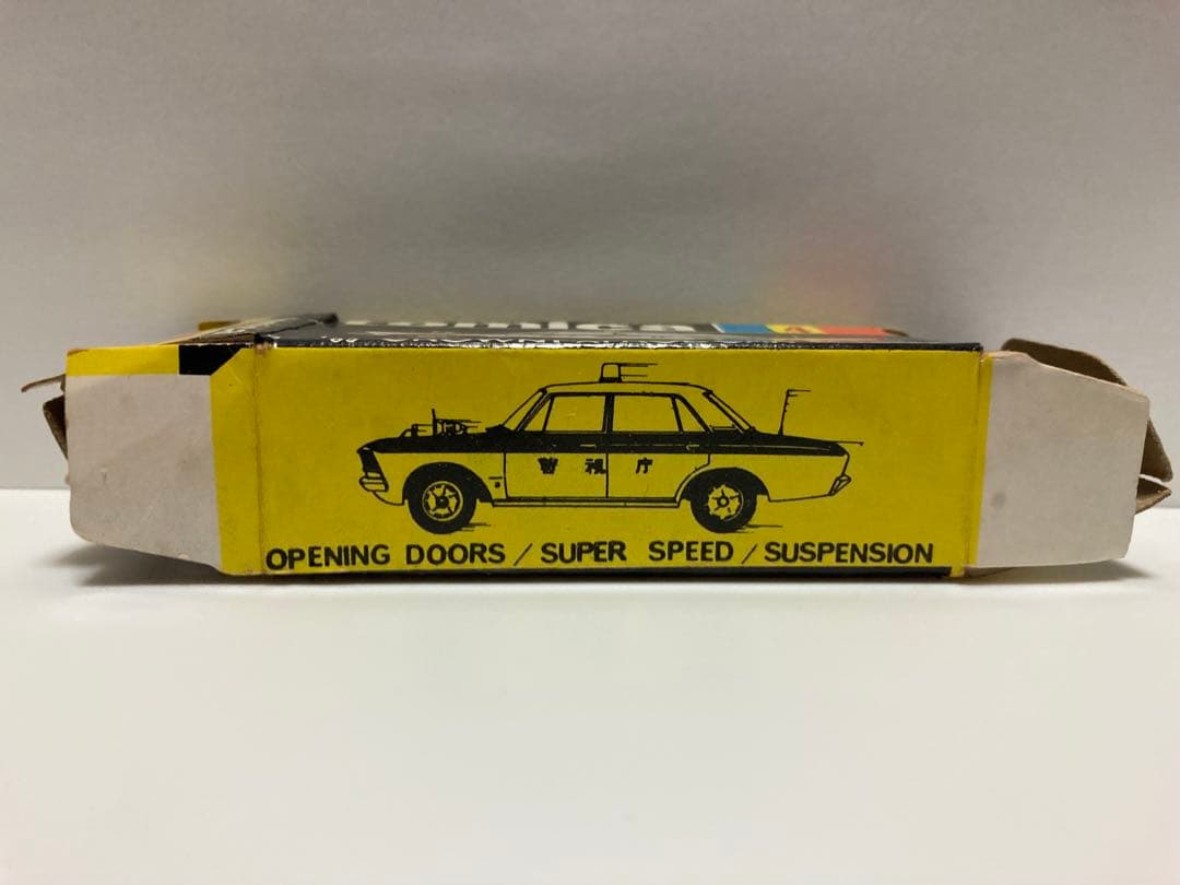 トミカ　黒箱　日本製　トヨタ　クラウン　パトロールカー　1Aホイール　白色指定箱