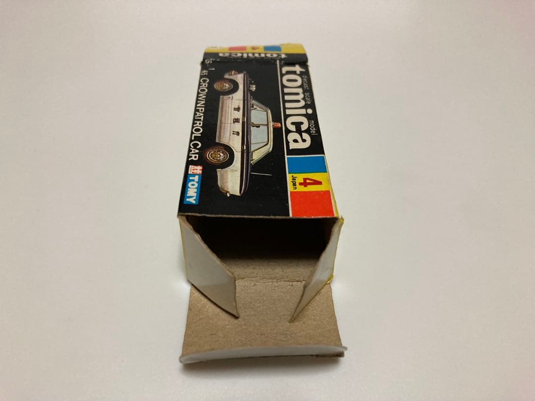 トミカ　黒箱　日本製　トヨタ　クラウン　パトロールカー　1Aホイール　白色指定箱