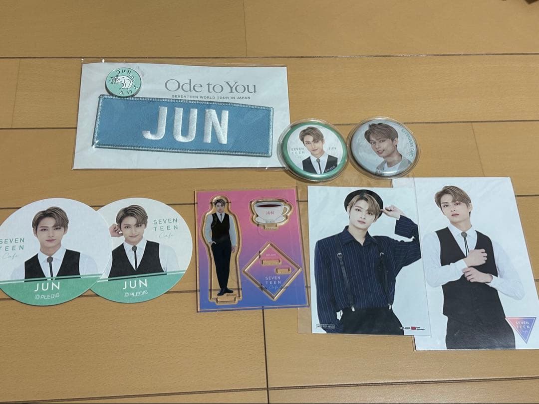 SEVENTEEN JUN まとめ売り トレカスローガンうちわ缶バッジ タオル