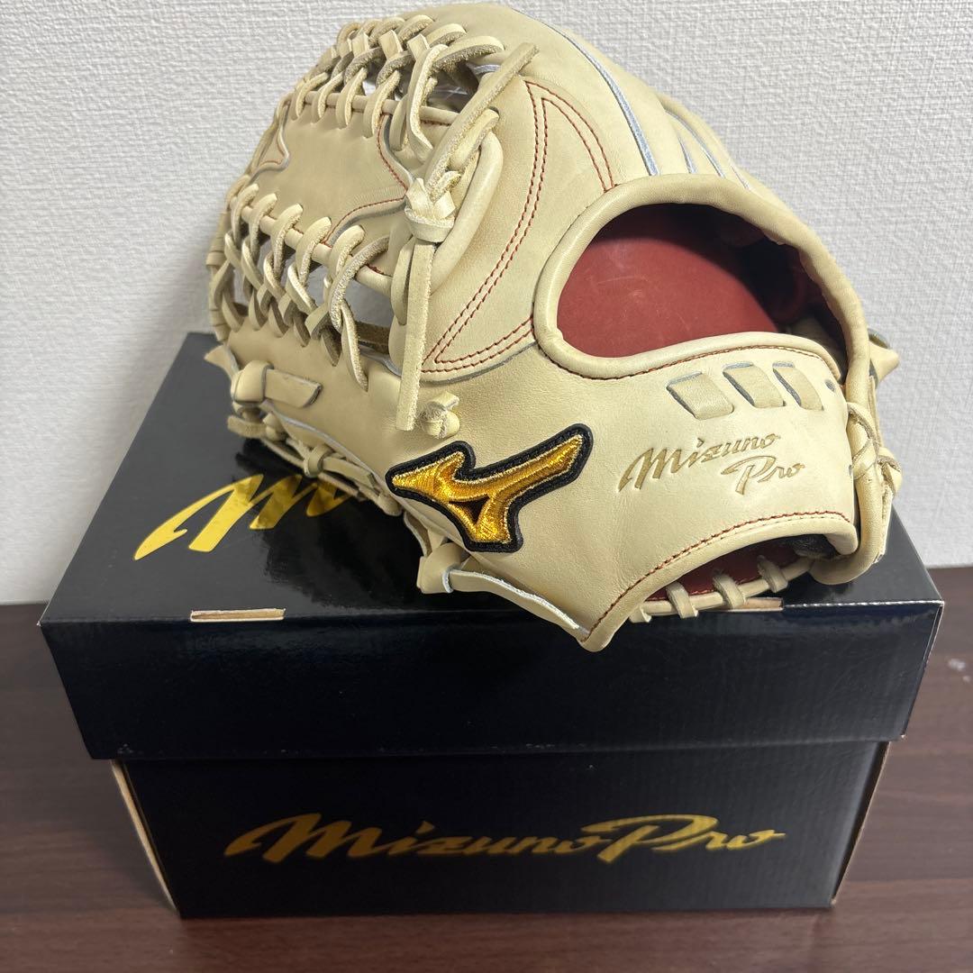 ミズノプロ　硬式　外野　グラブ　グローブ　定価66,000円　ブロンド
