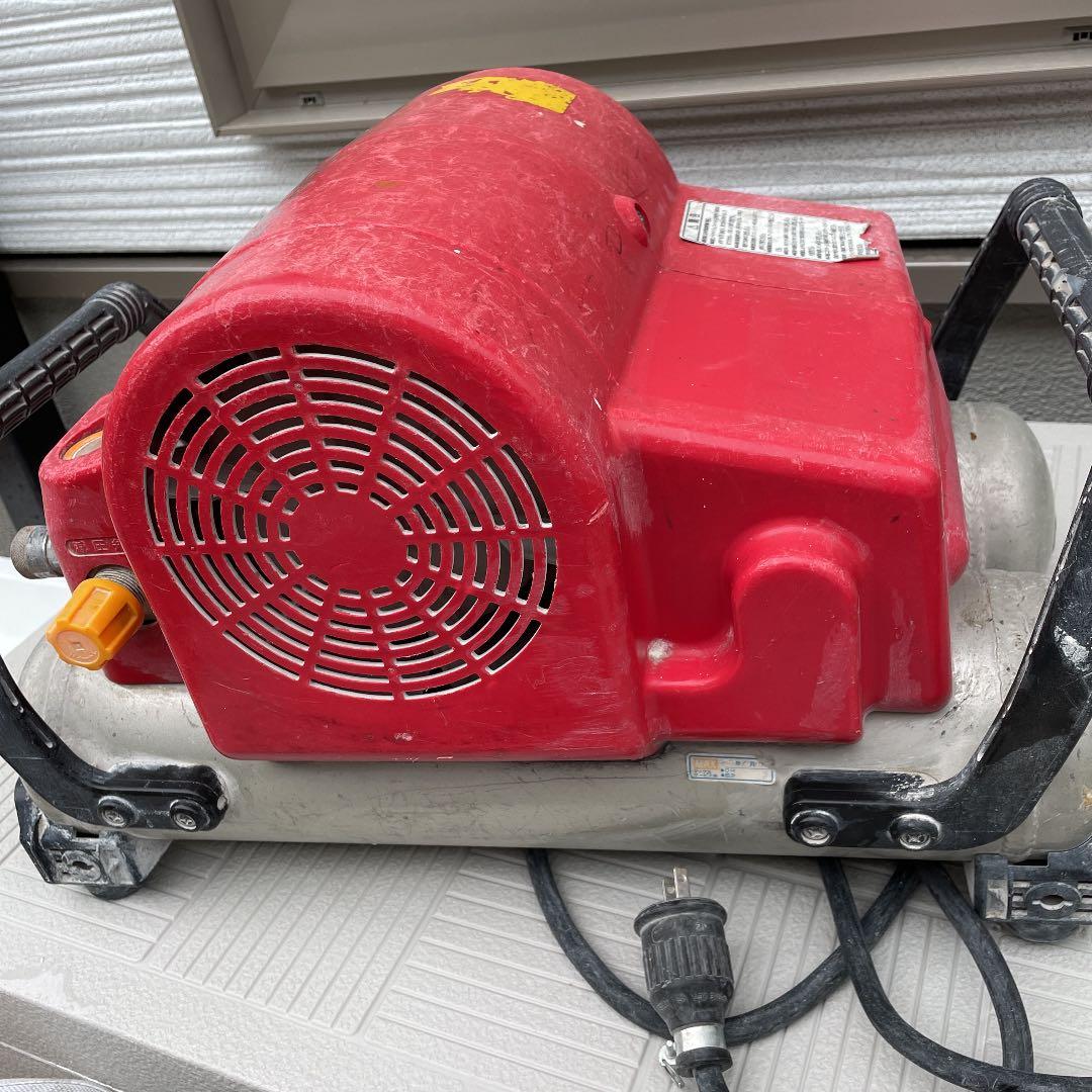 MAX エアコンプレッサー　AK7000A