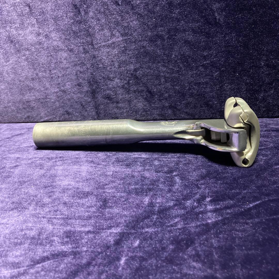 27.0mm ￼カンパニョーロ エアロシートポスト