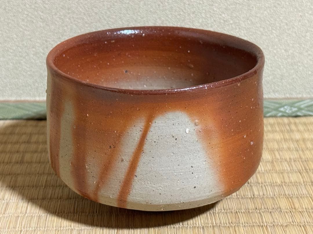 備前焼　人間国宝　山本陶秀　緋襷茶碗