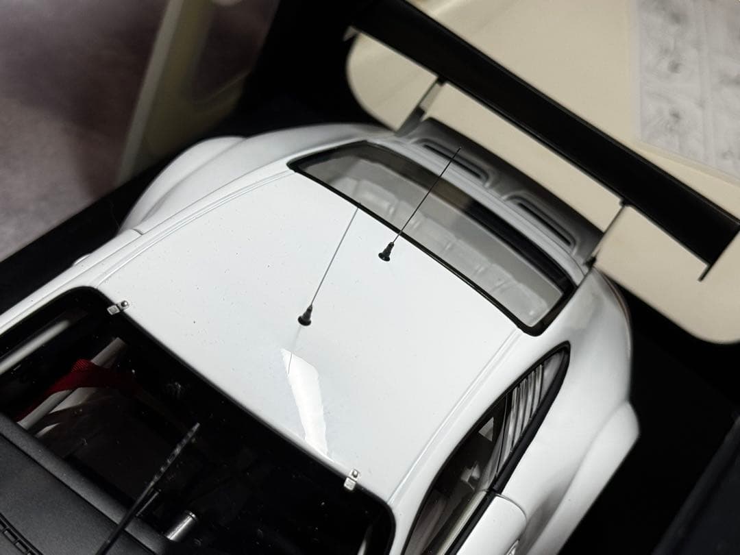 く*ん様 AUTOart 997 ポルシェ911 GT-3 RSR 1/18