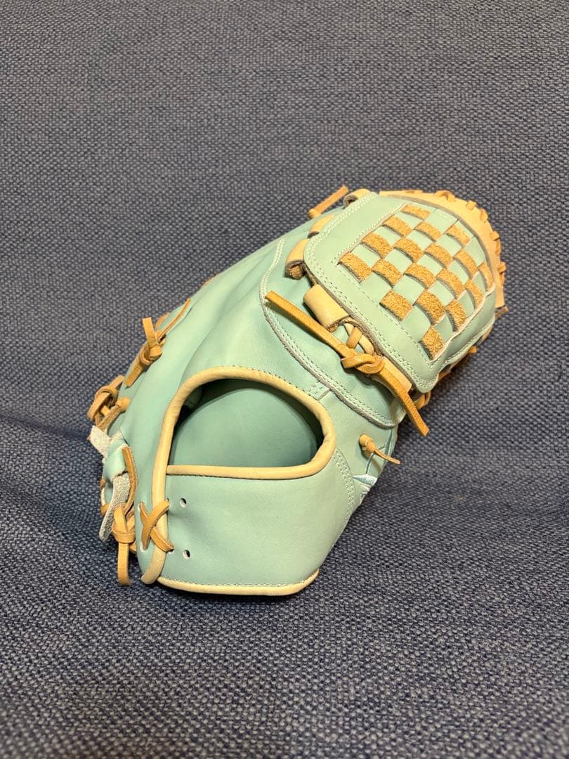 グラブワークス　GAME DAY ファーストミット