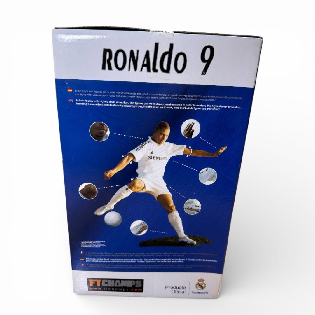 【未開封品】ロナウド9 レアルマドリード FTCHAMPS フィギュア