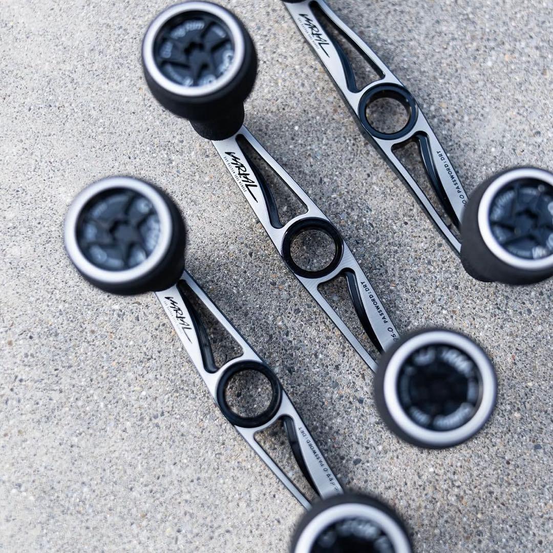 【DRT】VARIAL 95 < BLACK x WHITE >