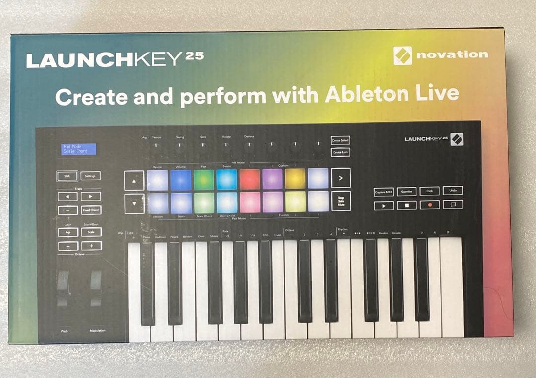 novation LAUNCHKEY 25 MK3 MIDIキーボード