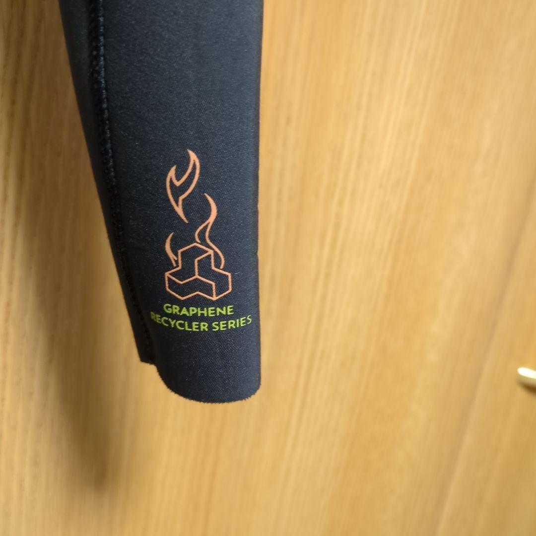 【使用一度のみ】Billabong ウェットスーツ