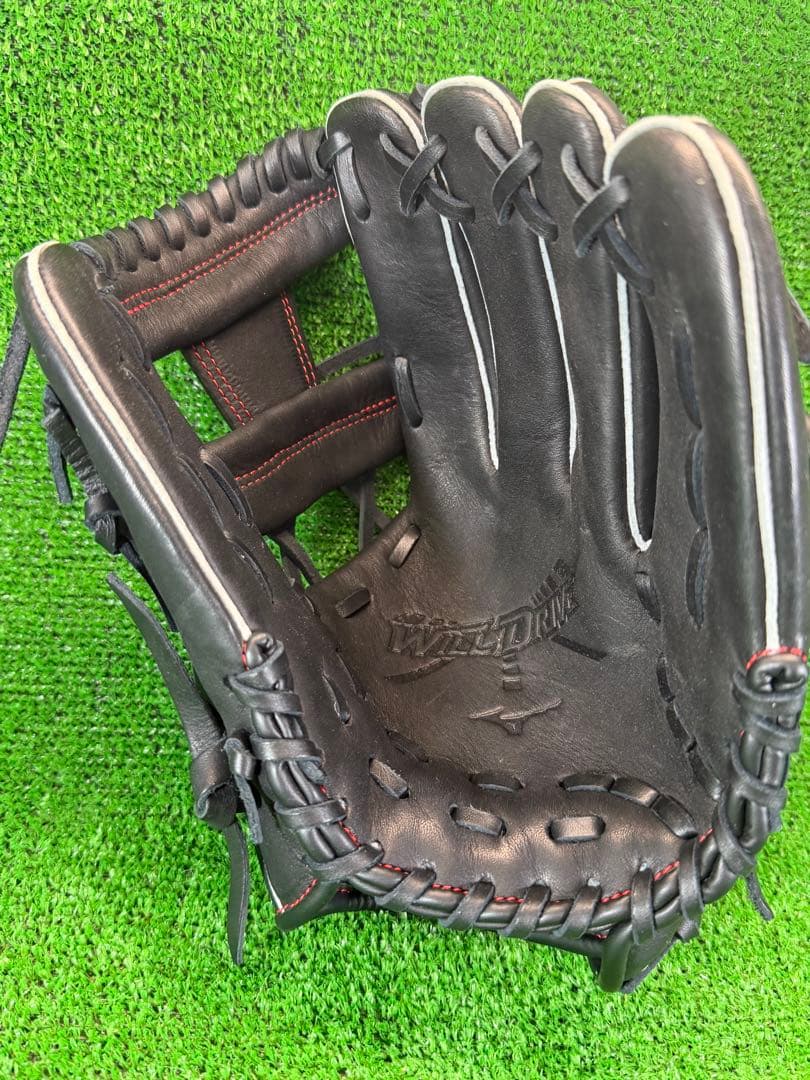 ミズノ　少年軟式　ウィルドライブ レッド　オールラウンド用　サイズM