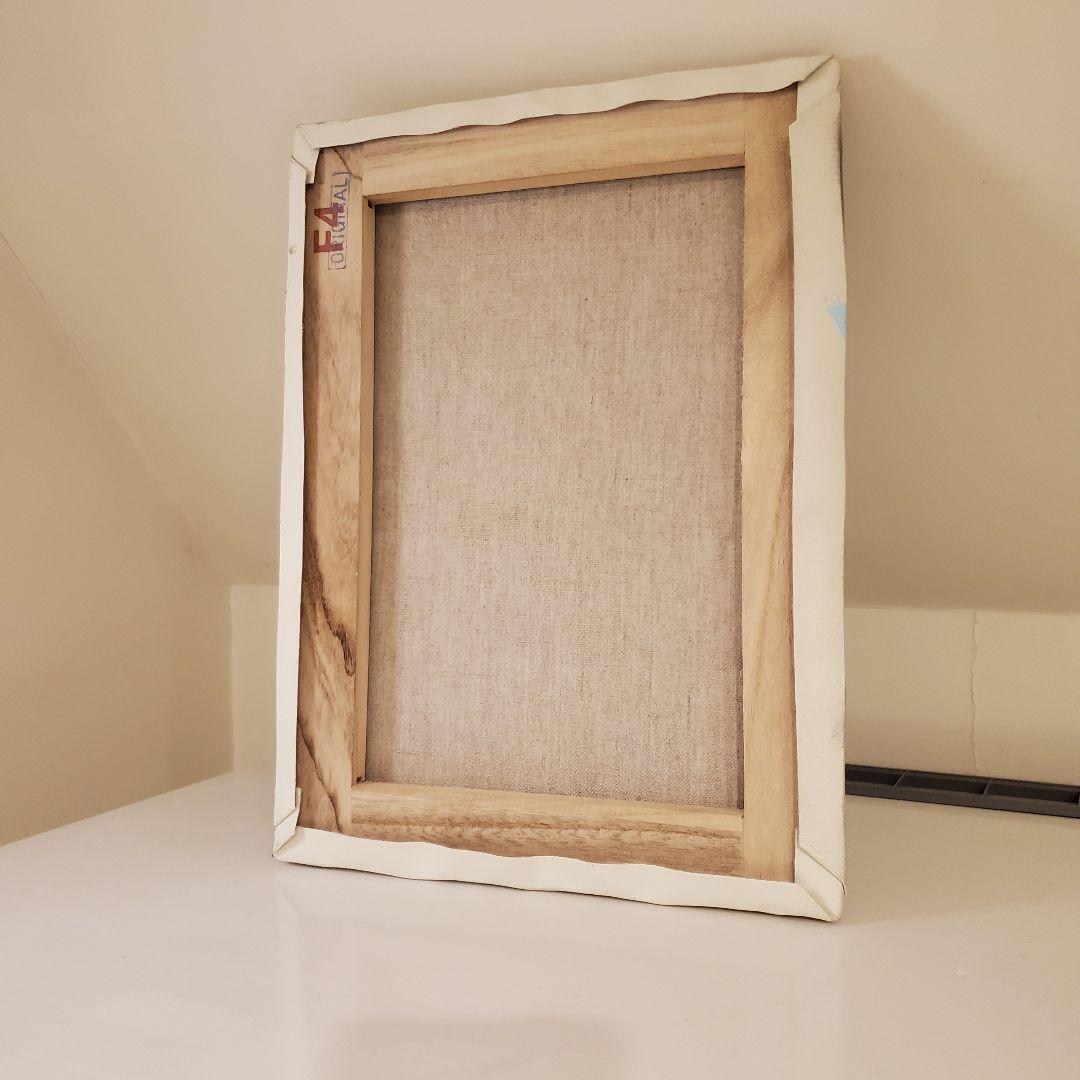 淡い色合いのアクリル抽象画