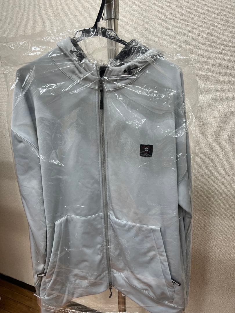 SHOWTIMECOLLECTIVE スキーウェアー上下