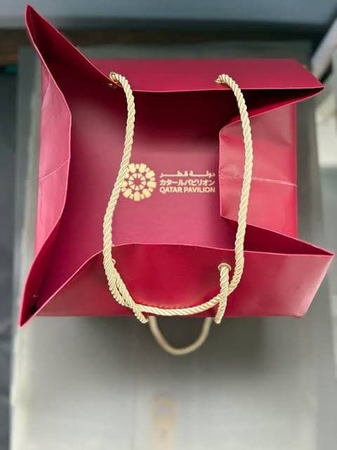 大阪万博 カタールパビリオン 3点 トロフィー 傘 パズル EXPO 2025