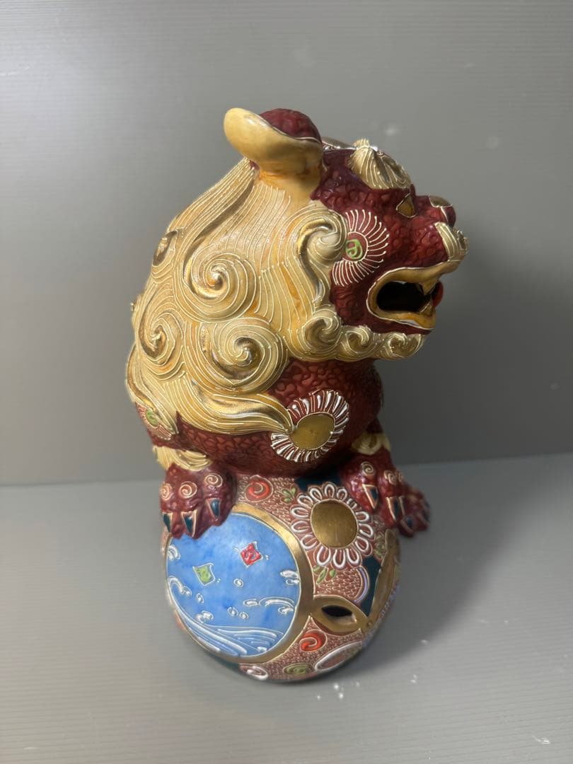 2578 九谷焼 玉乗り獅子 狛犬 シーサー 置物 開運 魔除け 縁起物 骨董品