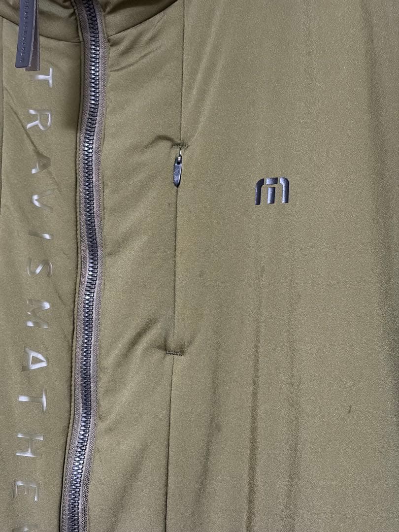 K*U様 新春割引！トラビスマシュー　インサレーション　アウター　Lサイズ中古品