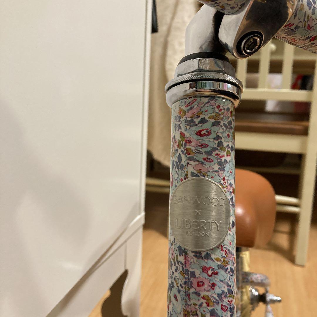 日本未発売　BANWOODxLIBERTY LONDON
